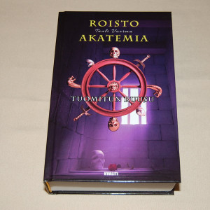 Tuuli Vuorma Roistoakatemia 4 Tuomitun ruusu